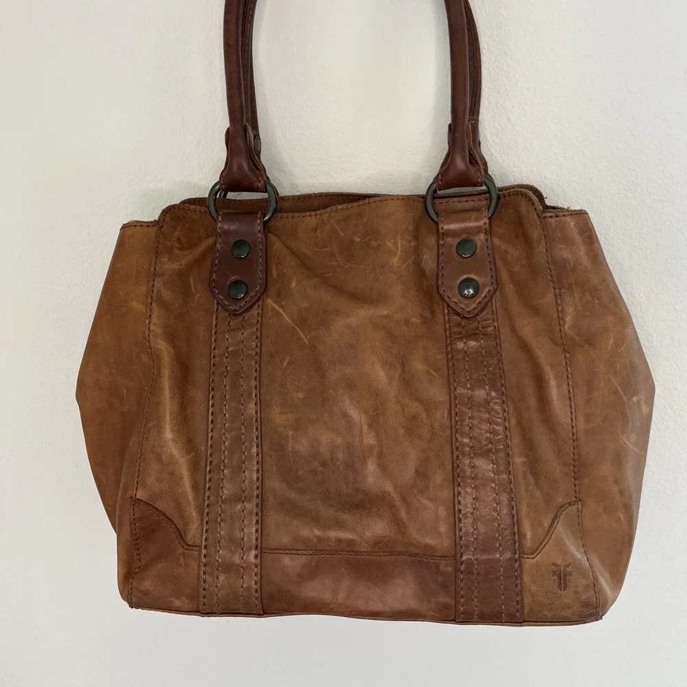 Frye Melissa Brown Cognac Leather Shoulder Bag  Distressed Boho Western New